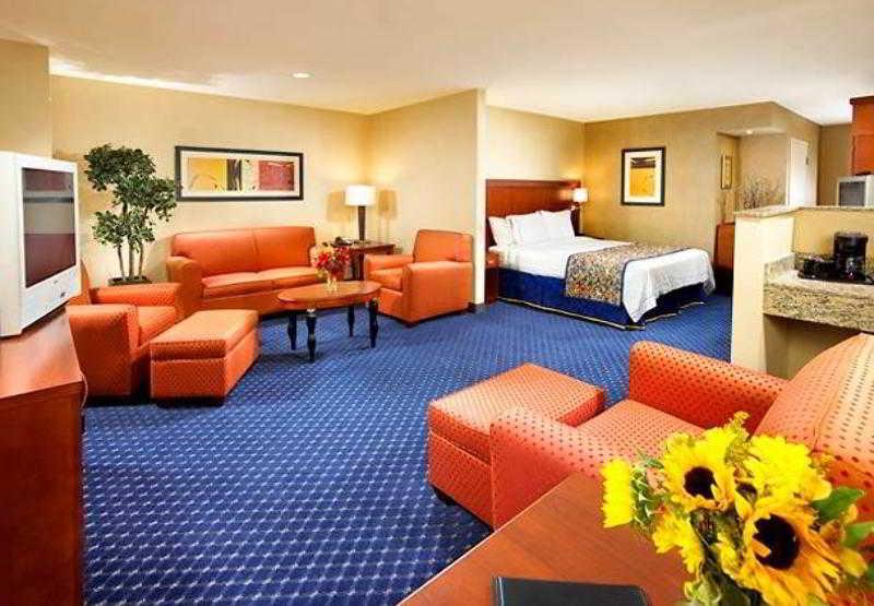 Hotel Courtyard By Marriott Sacramento Cal Expo Exterior foto