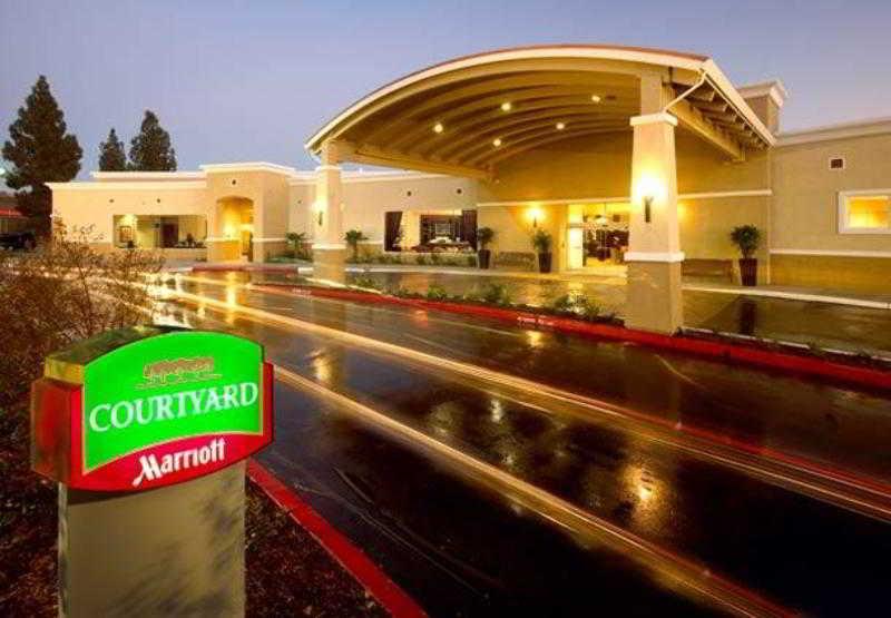 Hotel Courtyard By Marriott Sacramento Cal Expo Exterior foto