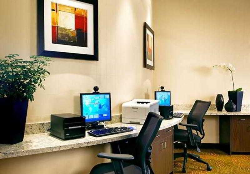 Hotel Courtyard By Marriott Sacramento Cal Expo Exterior foto